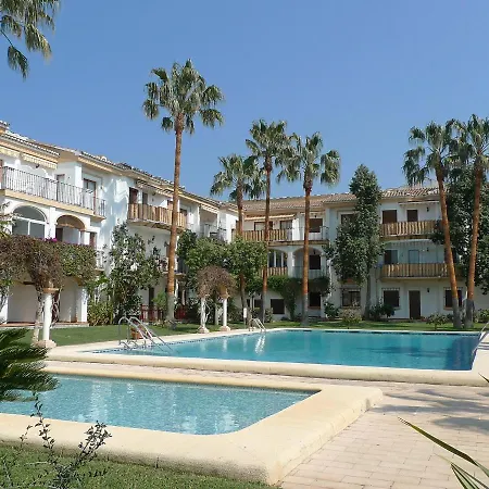 Apartment Apartment El Patio By Interhome